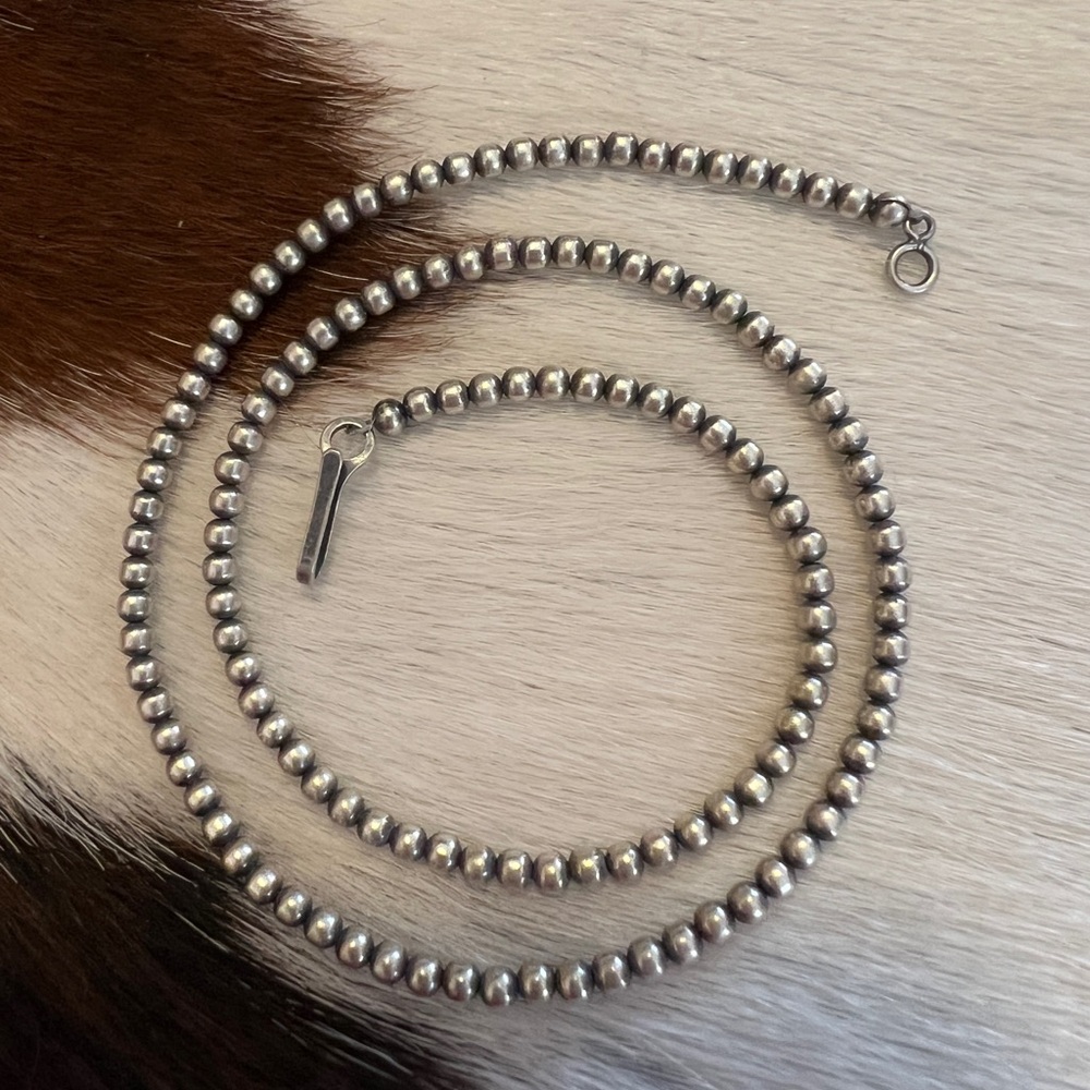 ❤️ 16” 3mm Desert Pearls Native Made Navajo Sterling USA Necklace 6.5G Unisex - Picture 9 of 9